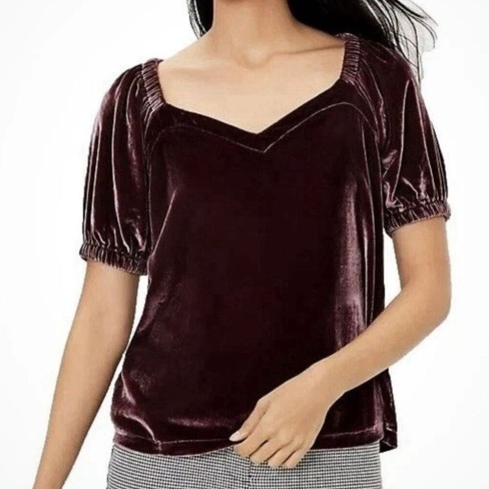 LOFT Burgundy Velvet Short Puff Sleeve Sweetheart Neck Top Women’s Small NWOT